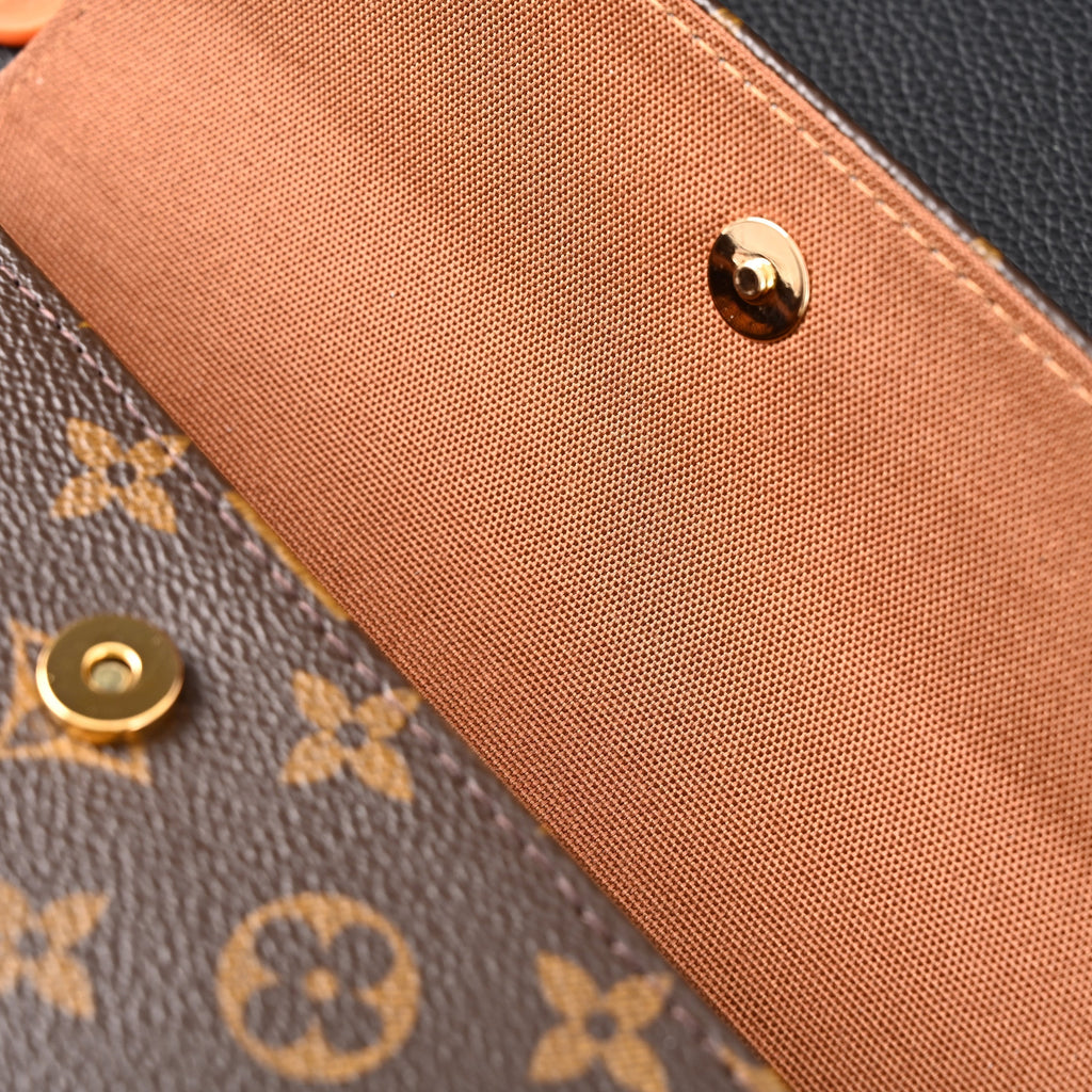 Louis Vuitton Félicie Pochette Monogram Canvas Chain Wallet product image 7, provided for visual reference and product