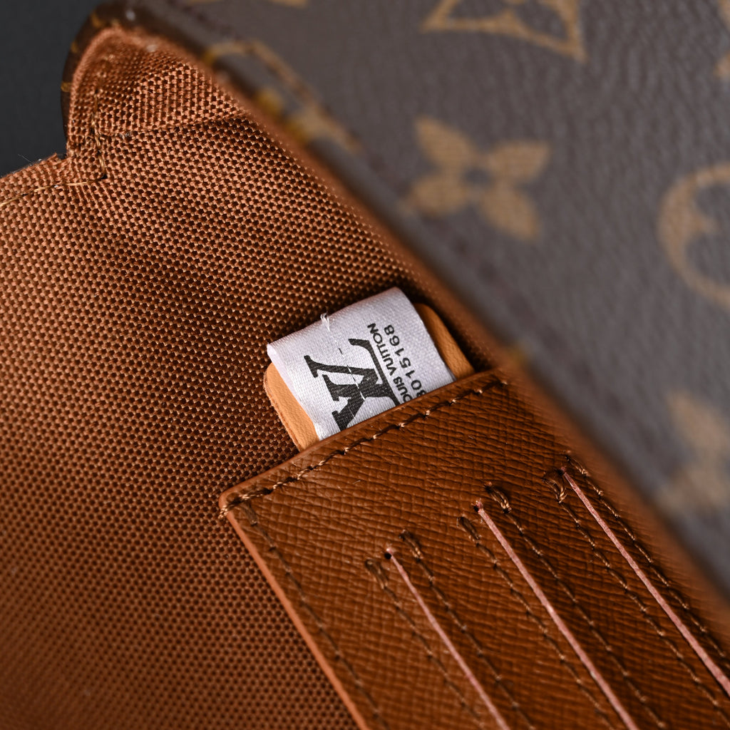 Louis Vuitton Félicie Pochette Monogram Canvas Chain Wallet product image 8, provided for visual reference and product