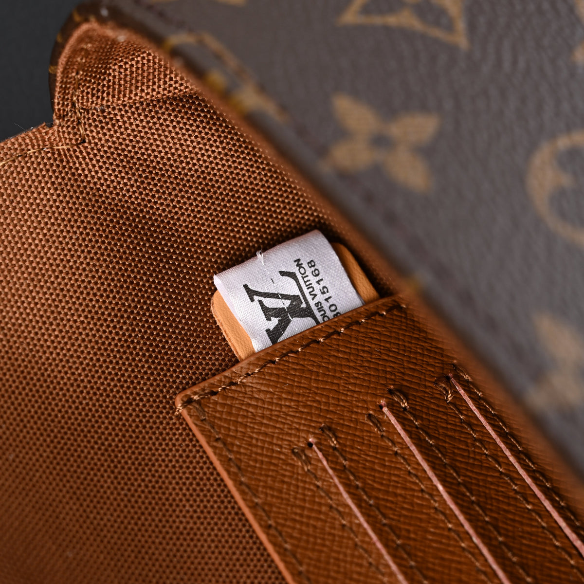 Louis Vuitton Félicie Pochette Monogram Canvas Chain Wallet product image 8, provided for visual reference and product