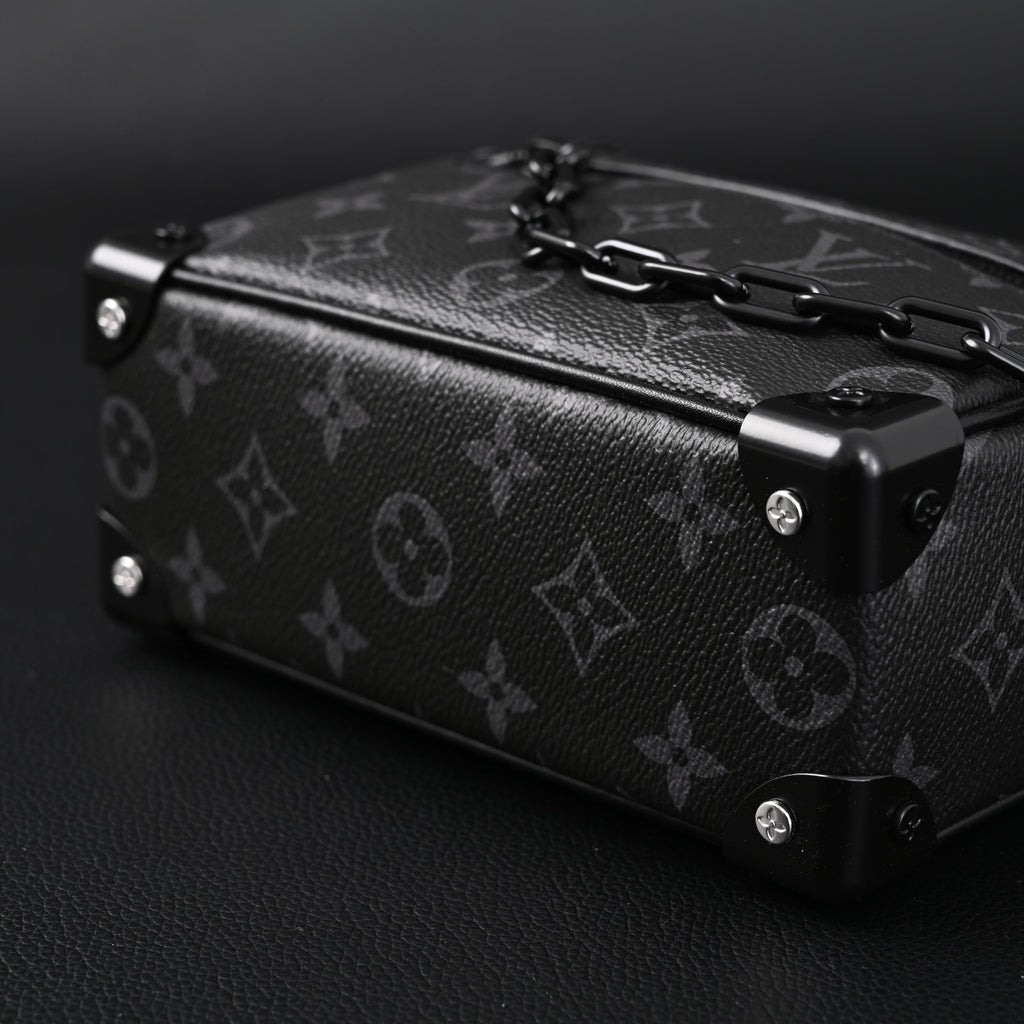 Louis Vuitton Utility Crossbody Bag Monogram Eclipse product image 6, provided for visual reference and product detail review