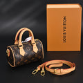 Louis Vuitton Speedy 25 Monogram Canvas Handbag product image 1, provided for visual reference and product detail review