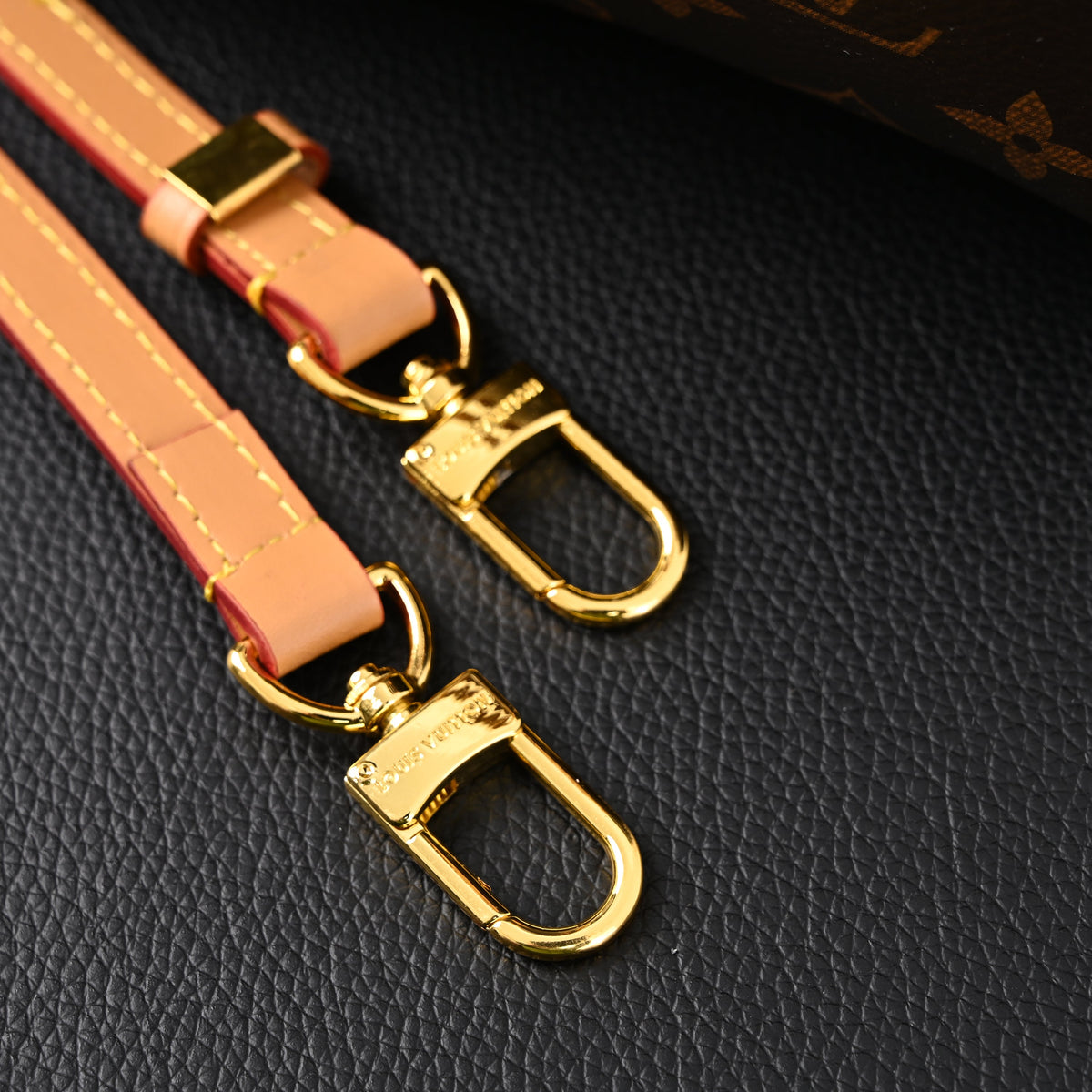 Louis Vuitton Speedy 25 Monogram Canvas Handbag product image 12, provided for visual reference and product detail review