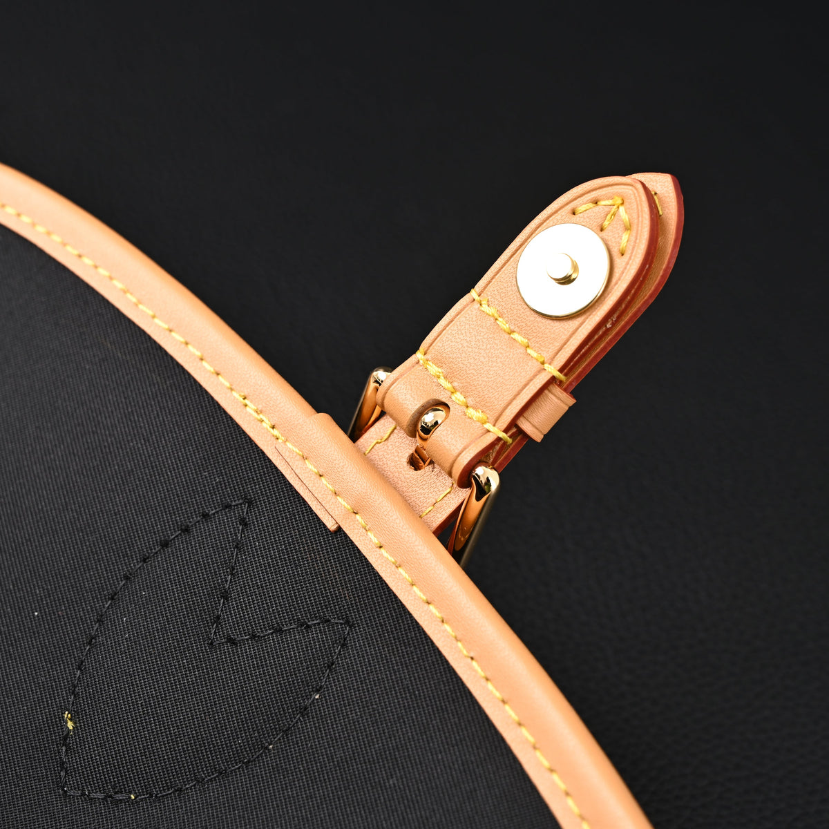 Louis Vuitton Croissant Bag Monogram Canvas product image 6, provided for visual reference and product detail review