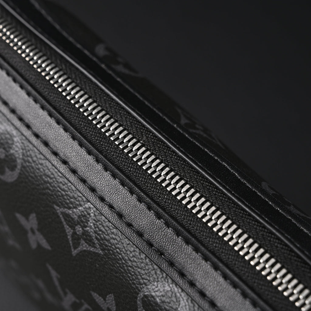 Louis Vuitton Discovery Pochette MM – Monogram Eclipse product image 8, provided for visual reference and product detail