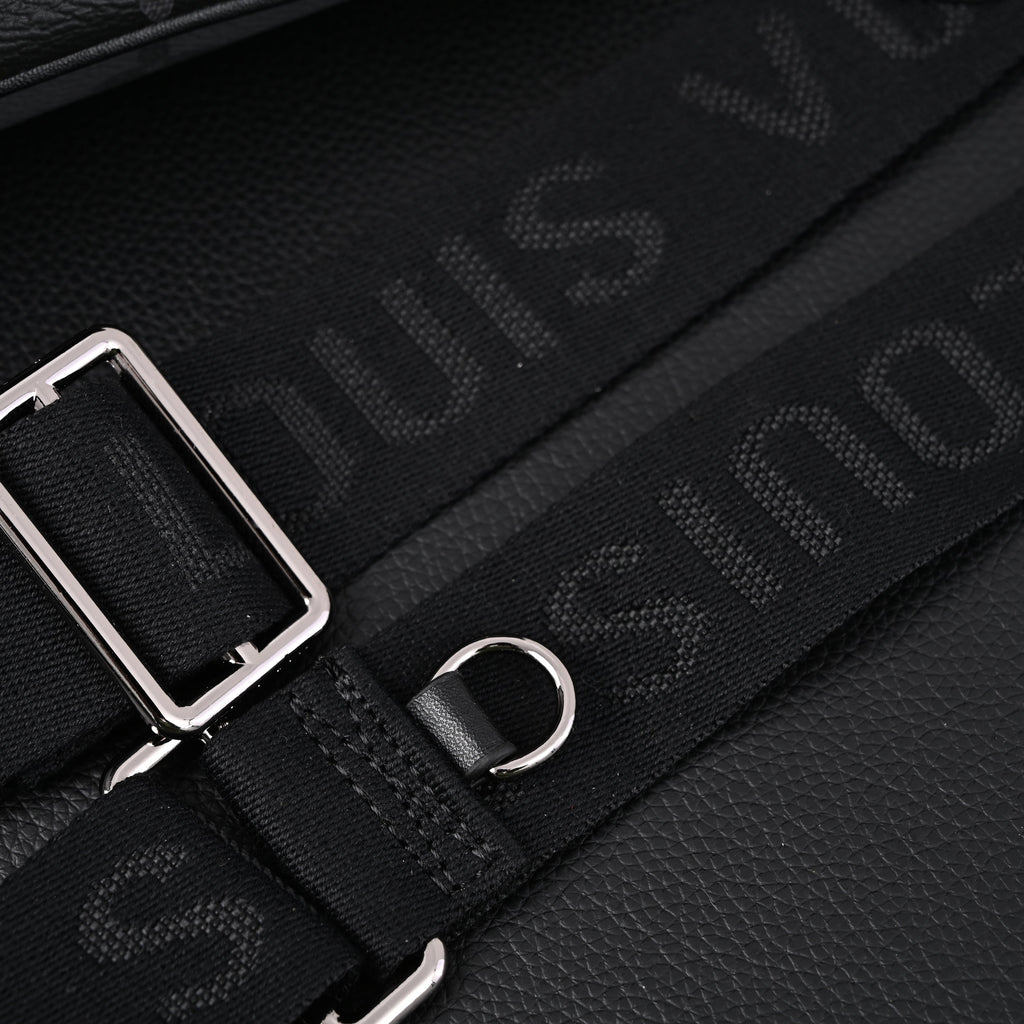 Louis Vuitton Discovery Pochette MM – Monogram Eclipse product image 10, provided for visual reference and product detail