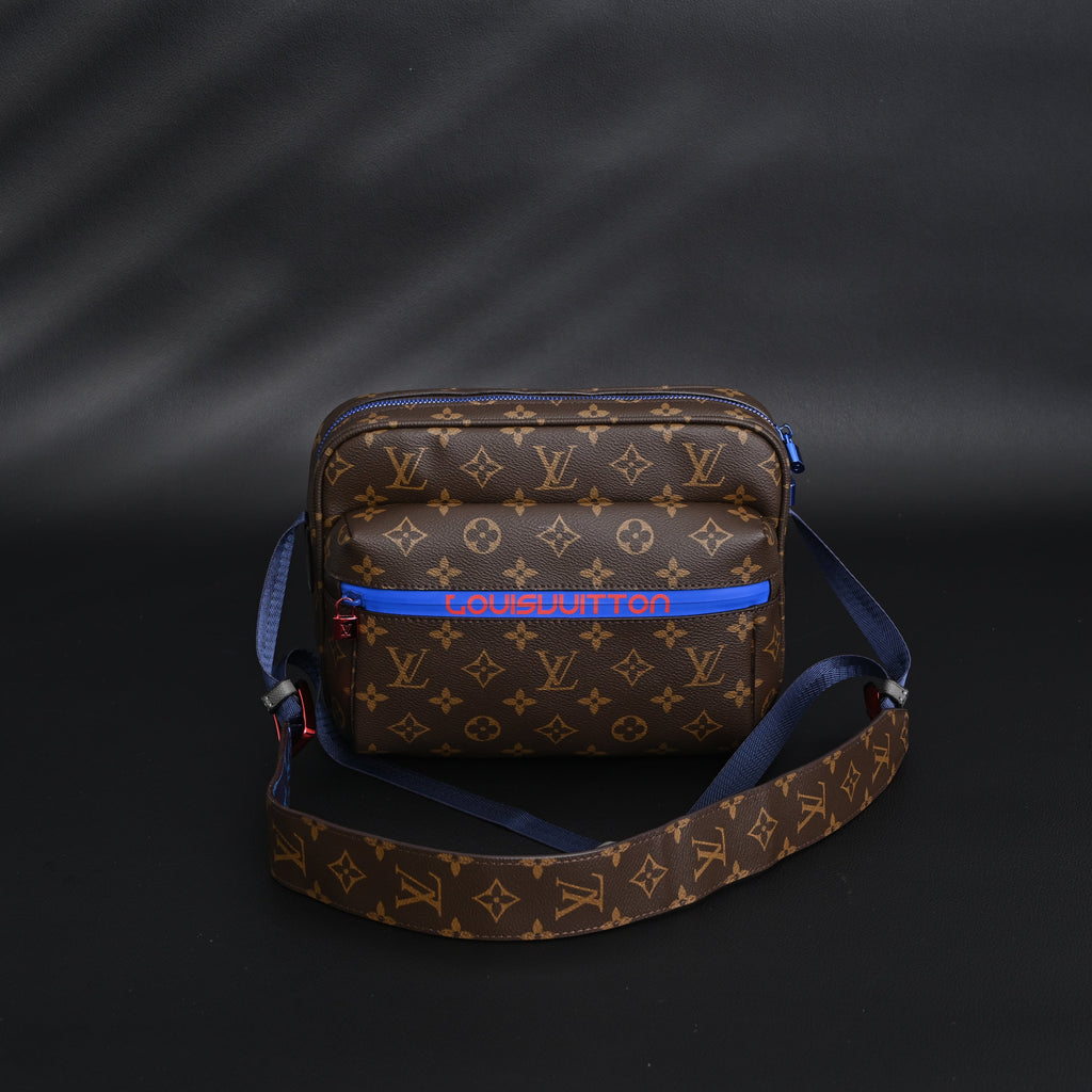 Louis Vuitton Trio Messenger Bag – Monogram Canvas with Blue Strap product image 10, provided for visual reference and