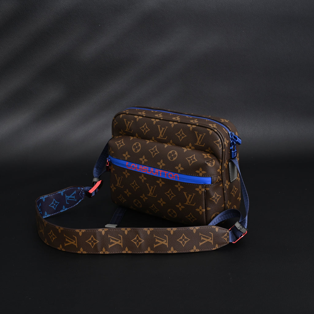 Louis Vuitton Trio Messenger Bag – Monogram Canvas with Blue Strap product image 1, provided for visual reference and
