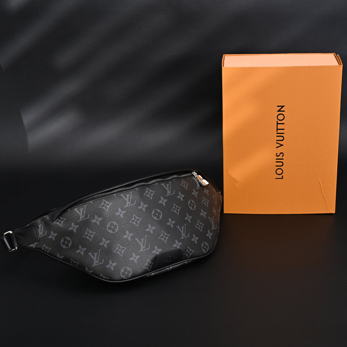 Louis Vuitton Discovery Bumbag – Monogram Eclipse product image 5, provided for visual reference and product detail review