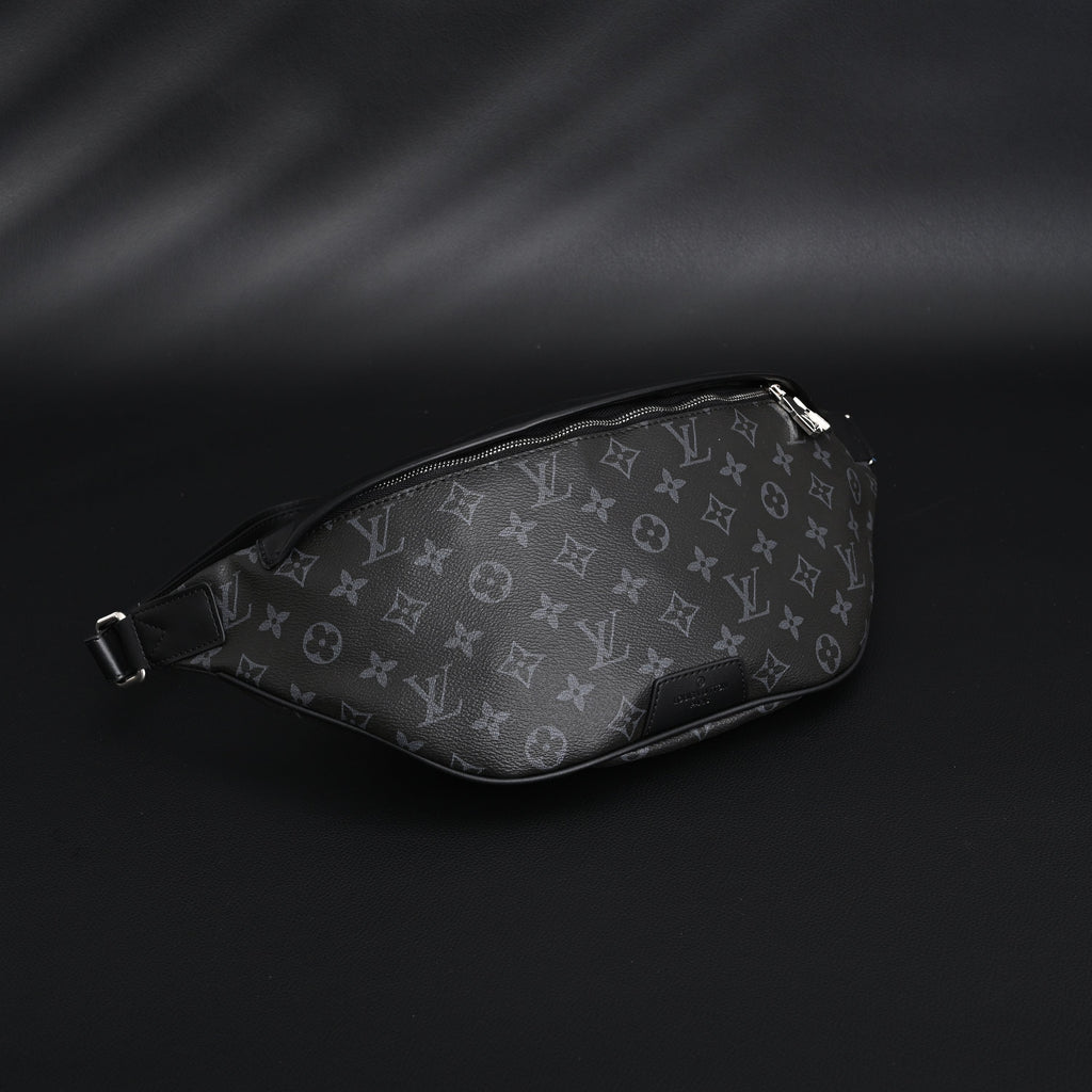Louis Vuitton Discovery Bumbag – Monogram Eclipse product image 6, provided for visual reference and product detail review