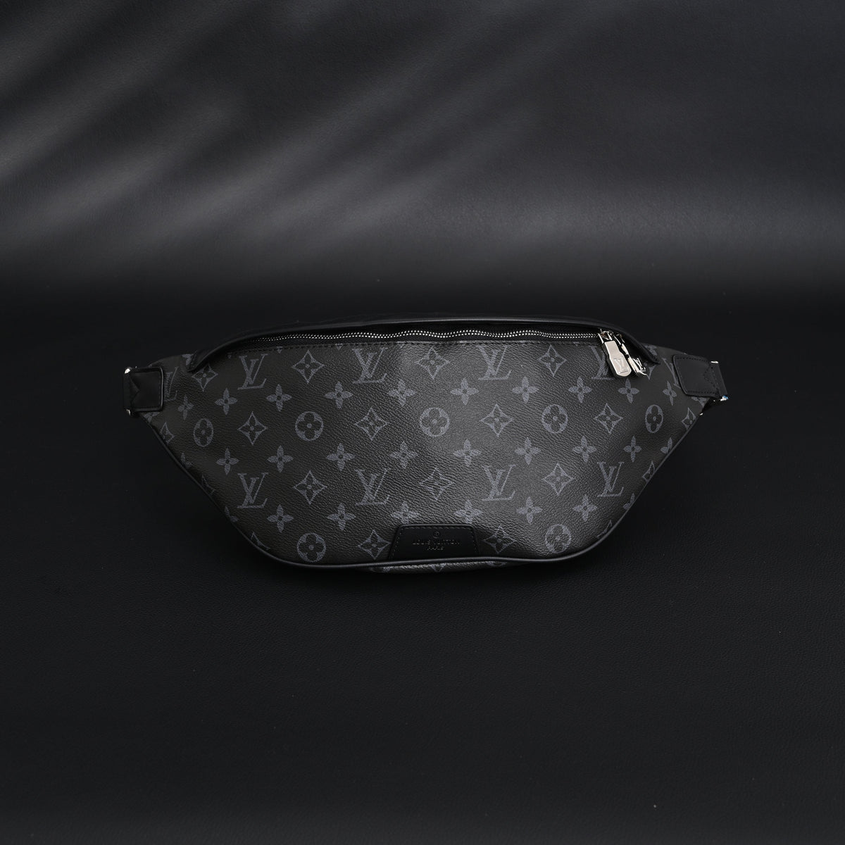 Louis Vuitton Discovery Bumbag – Monogram Eclipse product image 7, provided for visual reference and product detail review