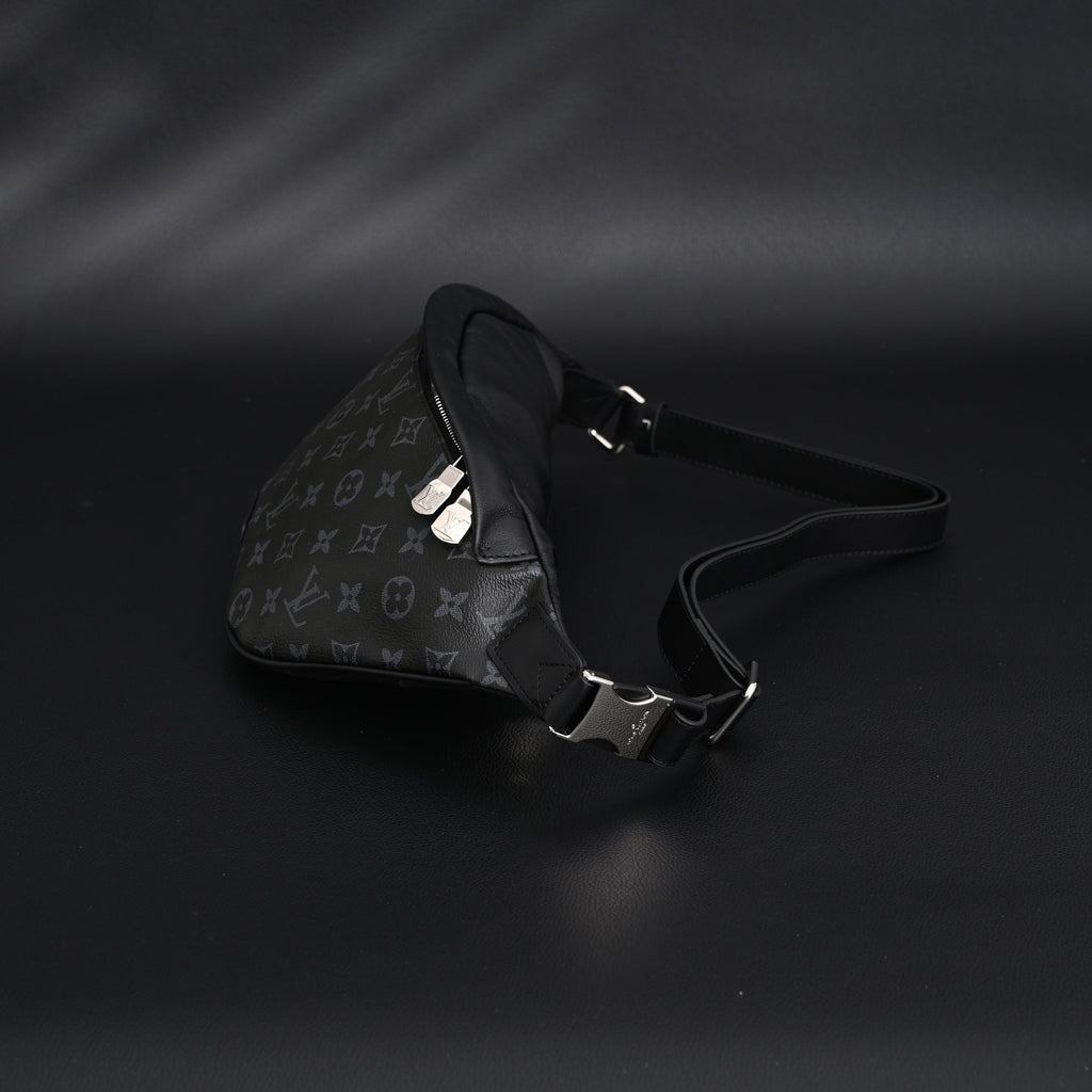 Louis Vuitton Discovery Bumbag – Monogram Eclipse product image 10, provided for visual reference and product detail review