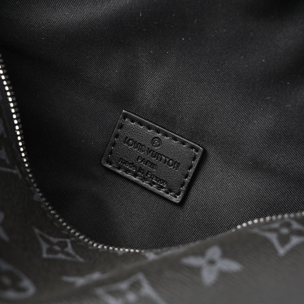 Louis Vuitton Discovery Bumbag – Monogram Eclipse product image 16, provided for visual reference and product detail review