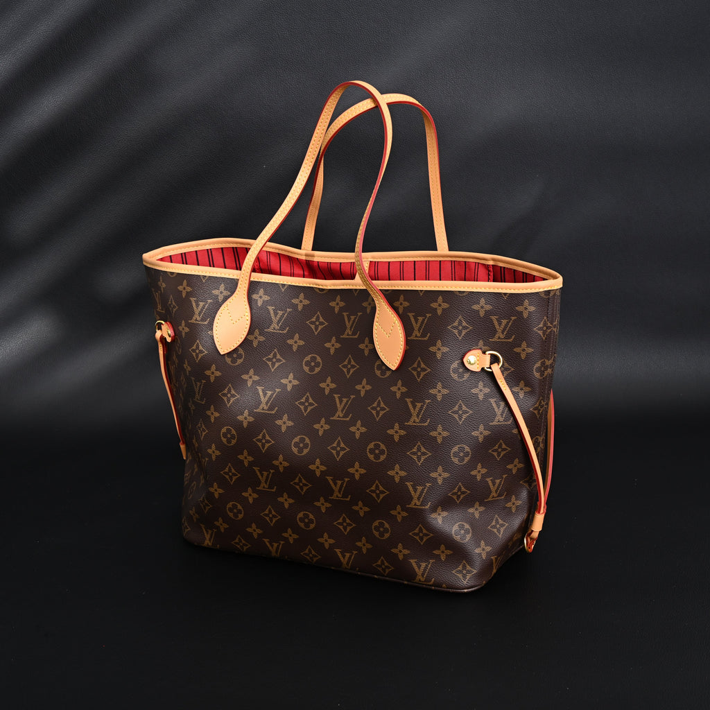 Louis Vuitton Neverfull MM Tote Bag – Monogram Canvas with Red Interior product image 12, provided for visual reference and