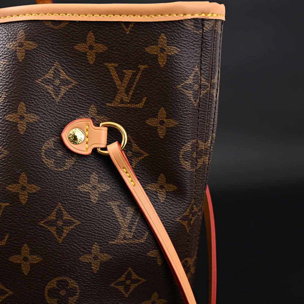 Louis Vuitton Neverfull MM Tote Bag – Monogram Canvas with Red Interior product image 6, provided for visual reference and