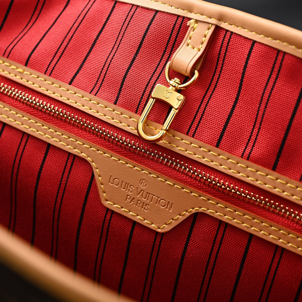 Louis Vuitton Neverfull MM Tote Bag – Monogram Canvas with Red Interior product image 8, provided for visual reference and