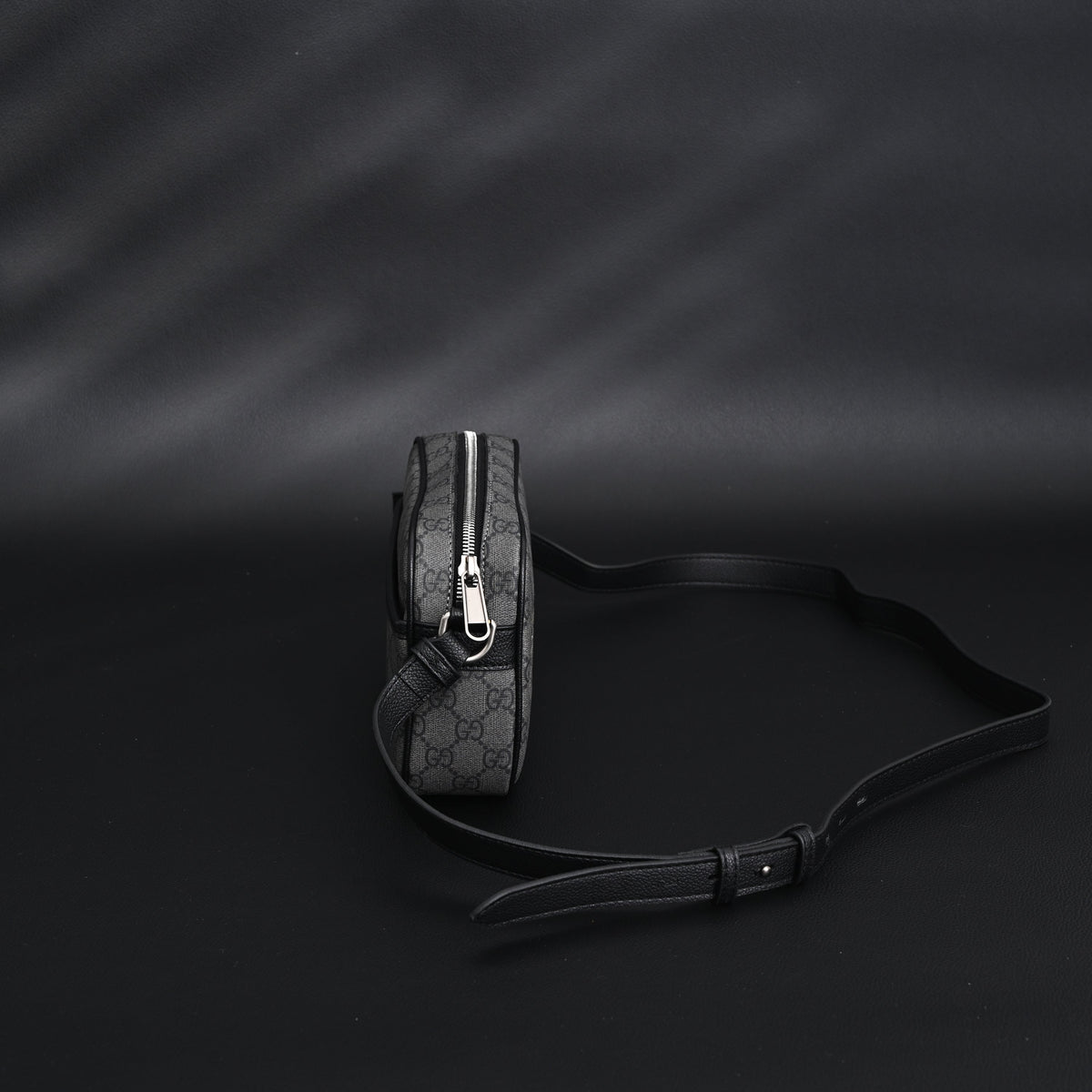 Gucci Ophidia GG Supreme Belt Bag – Black/Grey Monogram product image 5, provided for visual reference and product detail