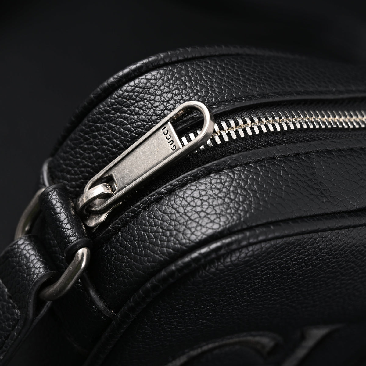 Gucci Black Leather Embossed Logo Belt Bag product image 10, provided for visual reference and product detail review