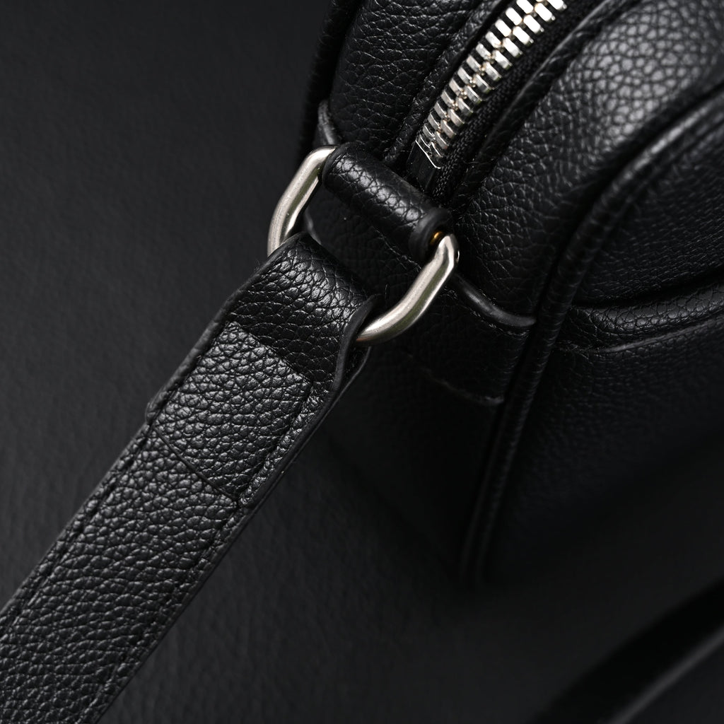 Gucci Black Leather Embossed Logo Belt Bag product image 11, provided for visual reference and product detail review