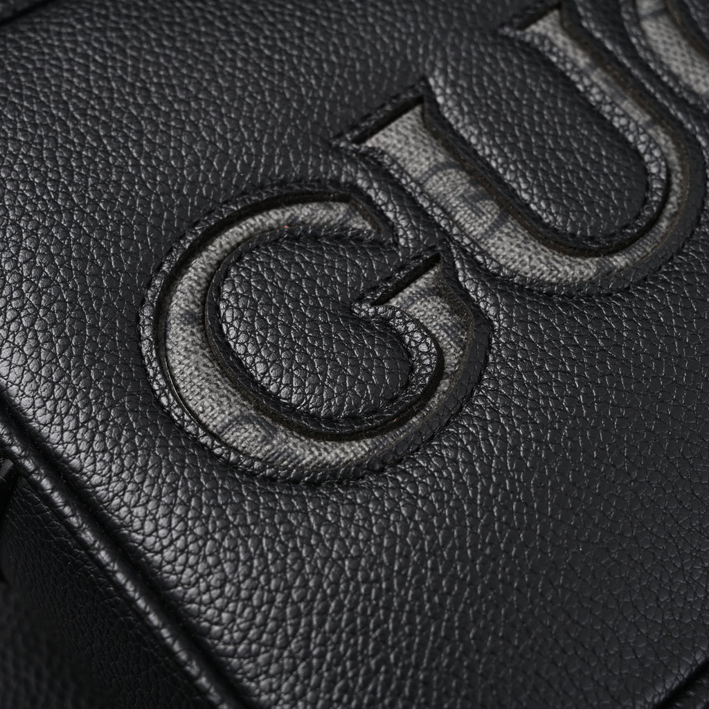Gucci Black Leather Embossed Logo Belt Bag product image 13, provided for visual reference and product detail review