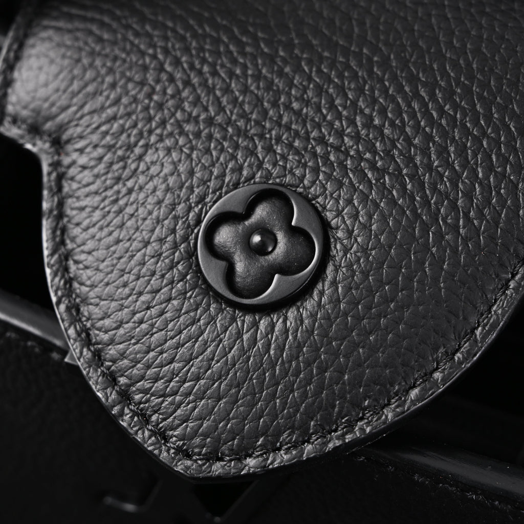 Chanel Classic Flap Bag – Black Quilted Caviar Leather with Gold-Tone Hardware product image 20, provided for visual