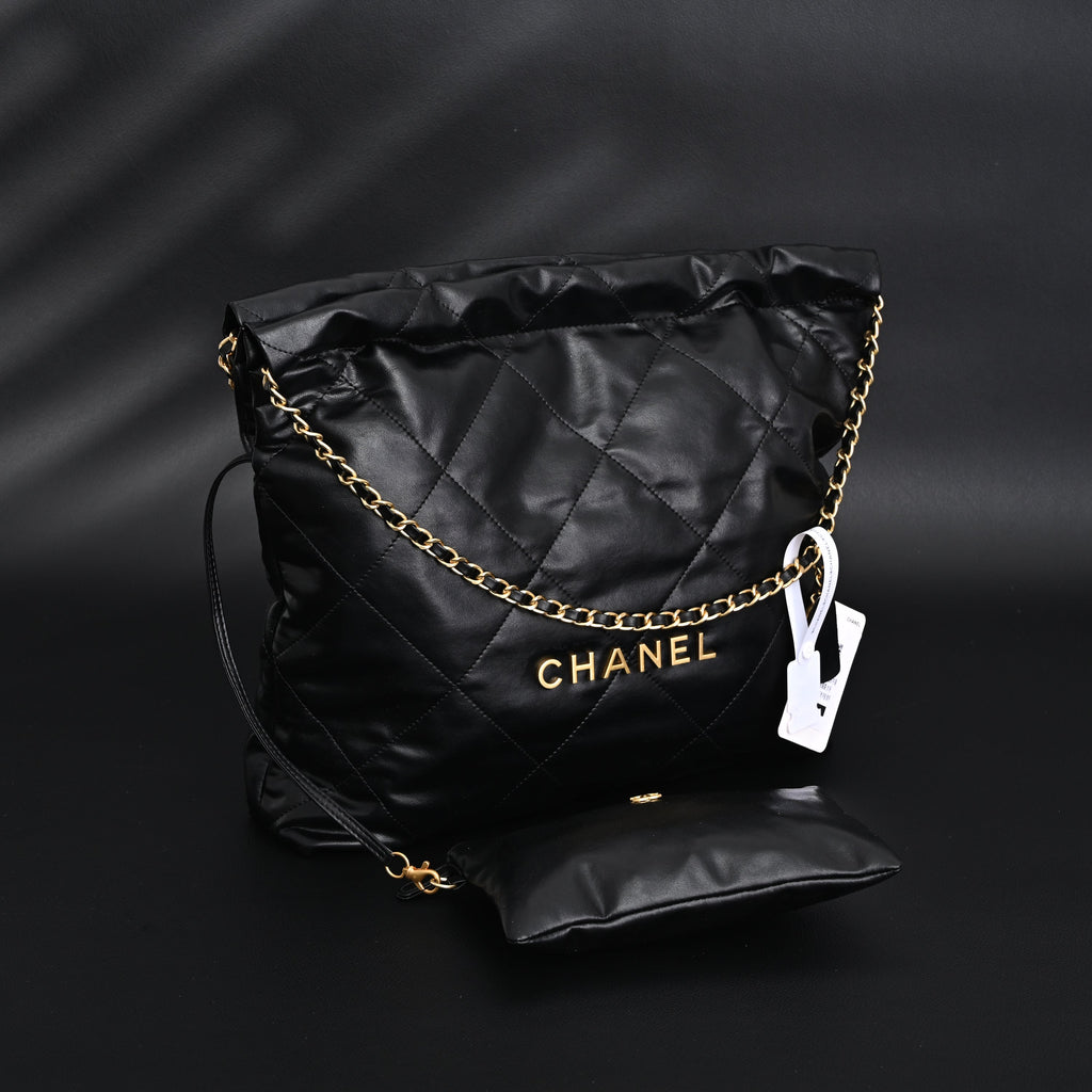 Chanel 19 Flap Bag – Black Quilted Lambskin with Gold & Ruthenium Hardware product image 15, provided for visual reference