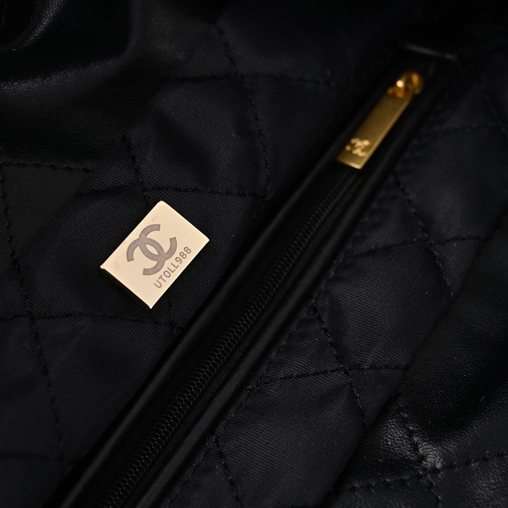 Chanel 19 Flap Bag – Black Quilted Lambskin with Gold & Ruthenium Hardware product image 21, provided for visual reference
