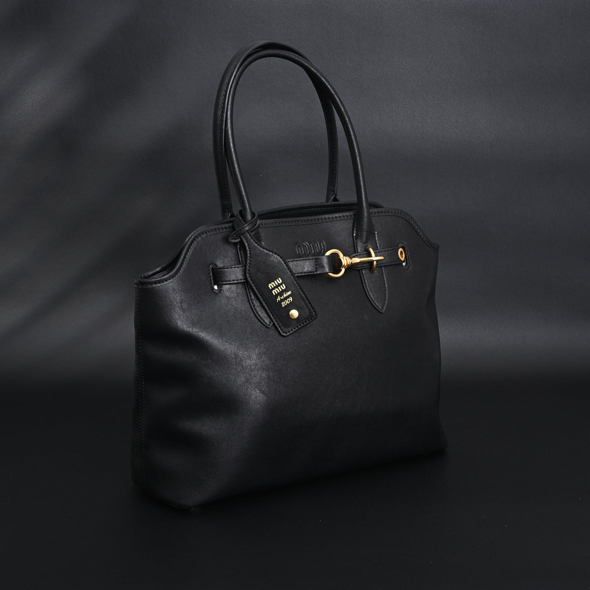 Miu Miu Leather Tote Bag – Classic Black product image 4, provided for visual reference and product detail review