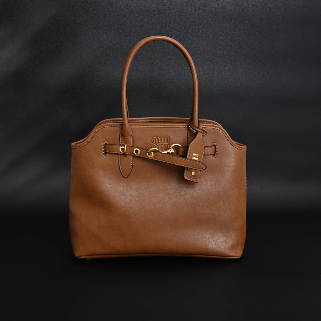 Miu Miu Leather Tote Bag – Elegant Caramel Brown product image 1, provided for visual reference and product detail review