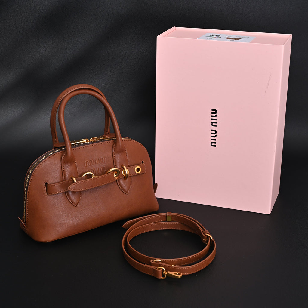 Gucci Horsebit 1955 Brown Leather Top Handle Bag - Classic Brown with Rich Texture product image 1, provided for visual