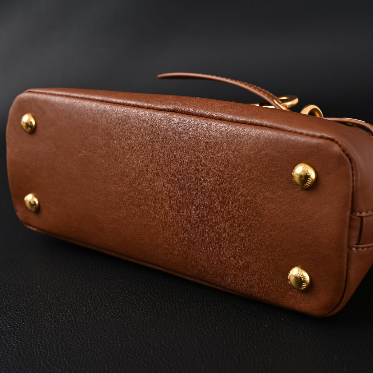 Gucci Horsebit 1955 Brown Leather Top Handle Bag - Classic Brown with Rich Texture product image 9, provided for visual