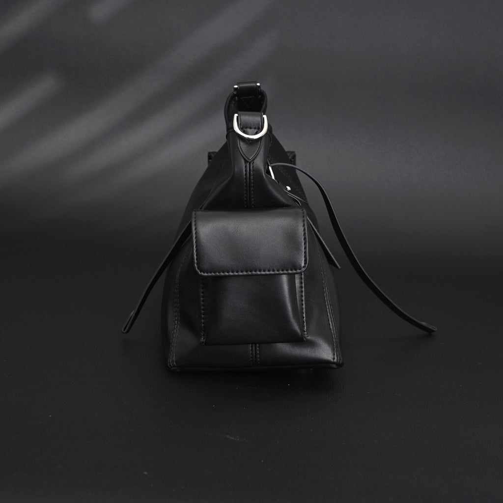 Louis Vuitton Montaigne Black Mahina Leather Shoulder Bag product image 13, provided for visual reference and product detail