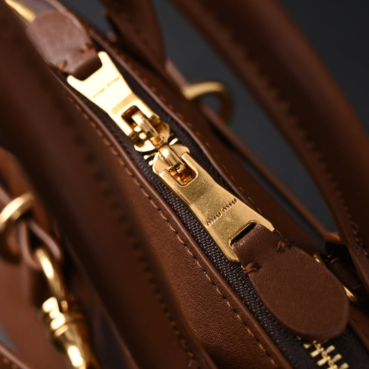 Gucci Horsebit 1955 Brown Leather Top Handle Bag - Classic Brown with Rich Texture product image 8, provided for visual