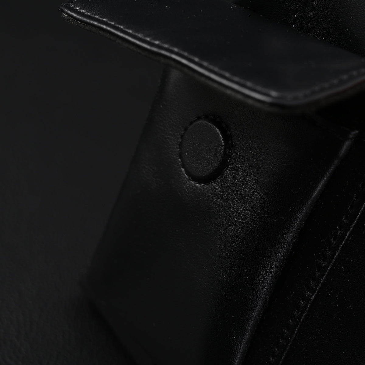 Louis Vuitton Montaigne Black Mahina Leather Shoulder Bag product image 14, provided for visual reference and product detail