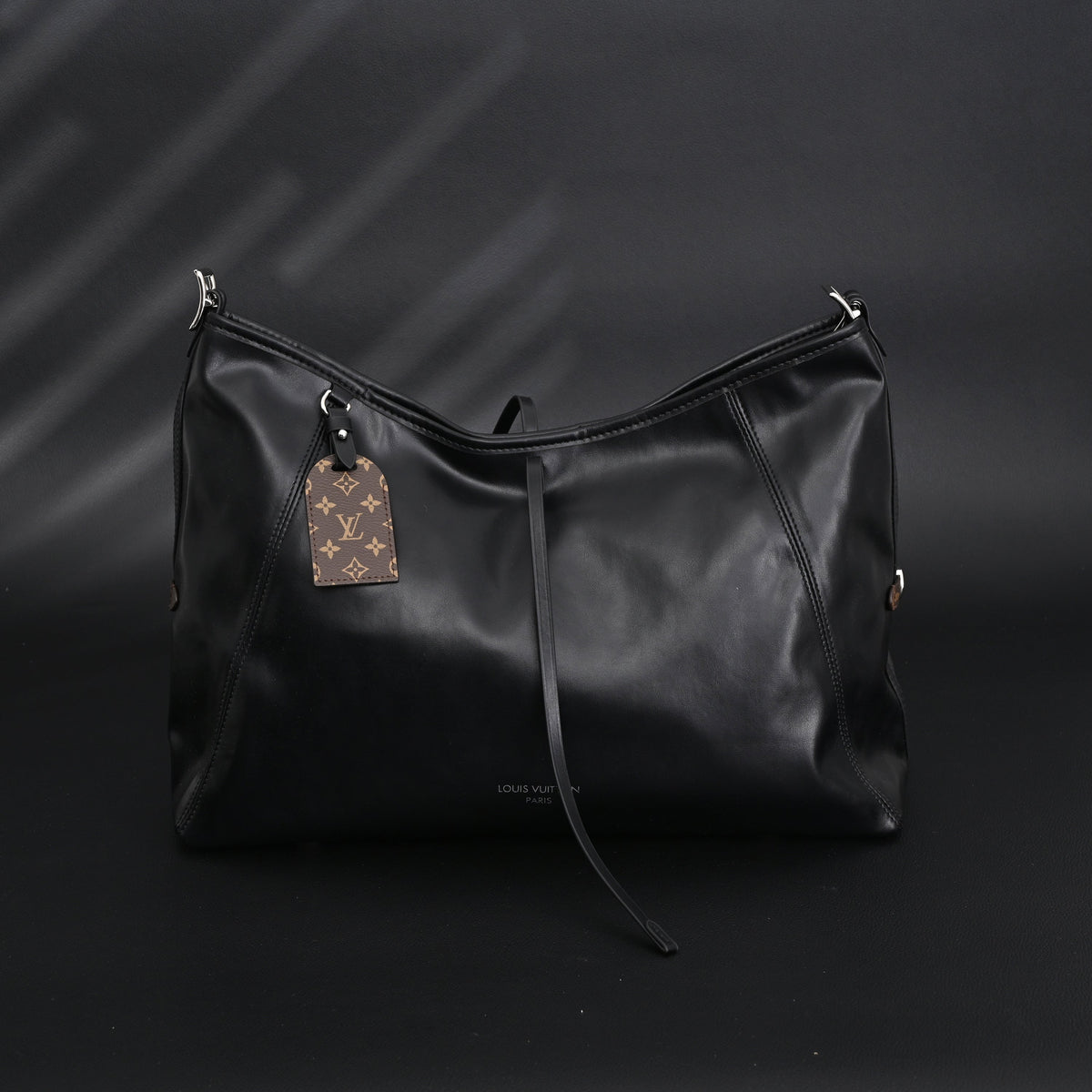 Louis Vuitton Black Mahina Leather Hobo Shoulder Bag product image 12, provided for visual reference and product detail