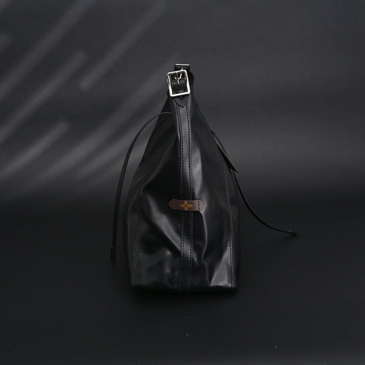 Louis Vuitton Graceful MM Black Monogram Hobo Bag product image 6, provided for visual reference and product detail review