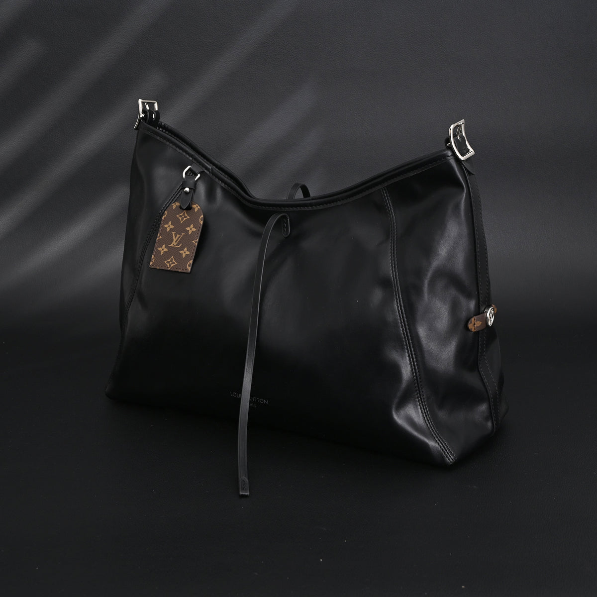 Louis Vuitton Graceful MM Black Monogram Hobo Bag product image 9, provided for visual reference and product detail review