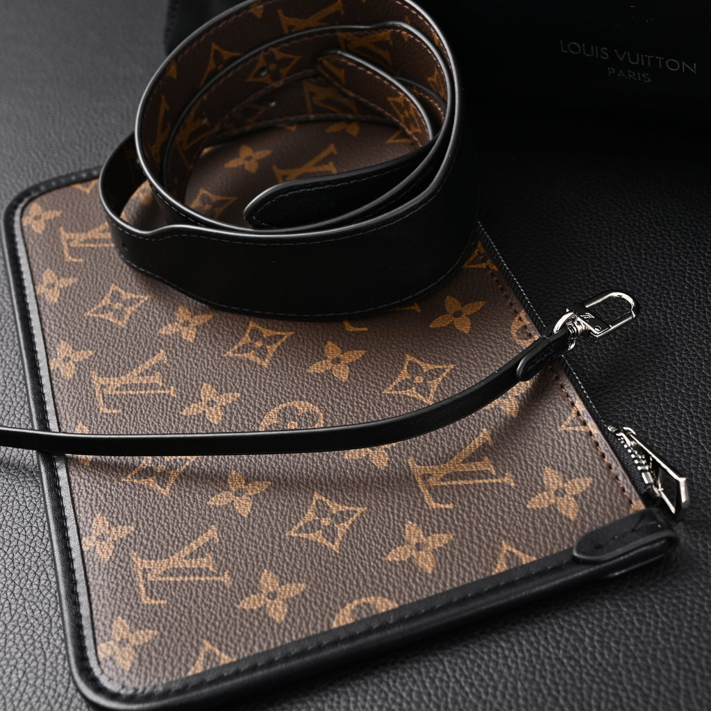 Louis Vuitton Graceful MM Black Monogram Hobo Bag product image 2, provided for visual reference and product detail review