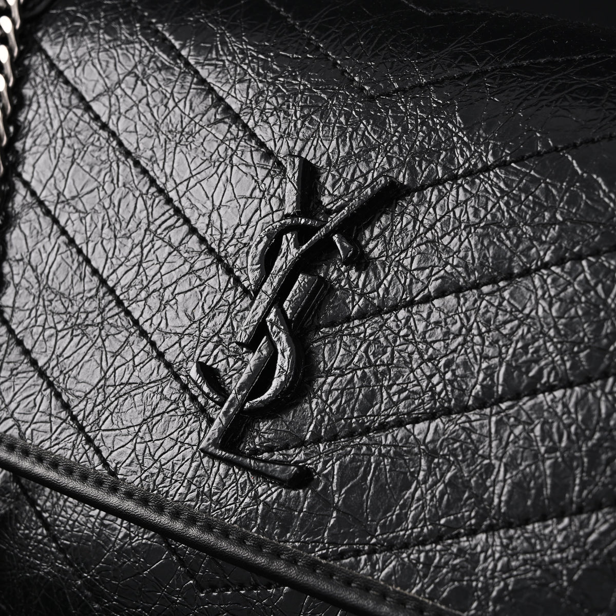 Saint Laurent Niki Medium Black Crinkled Leather Shoulder Bag product image 11, provided for visual reference and product