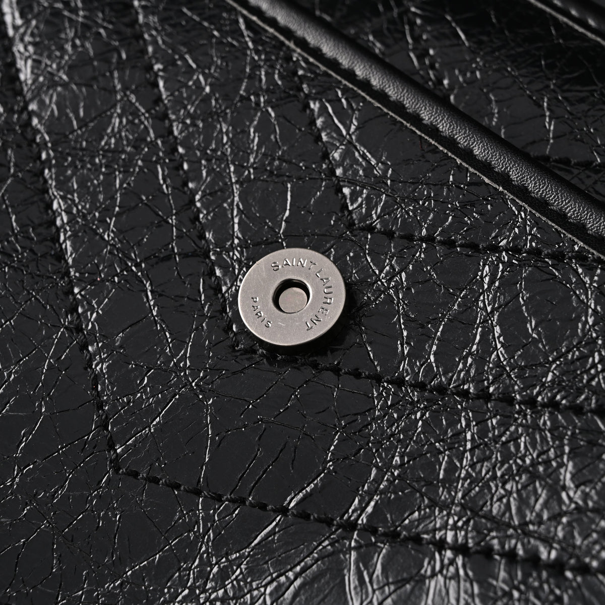 Saint Laurent Niki Medium Black Crinkled Leather Shoulder Bag product image 17, provided for visual reference and product