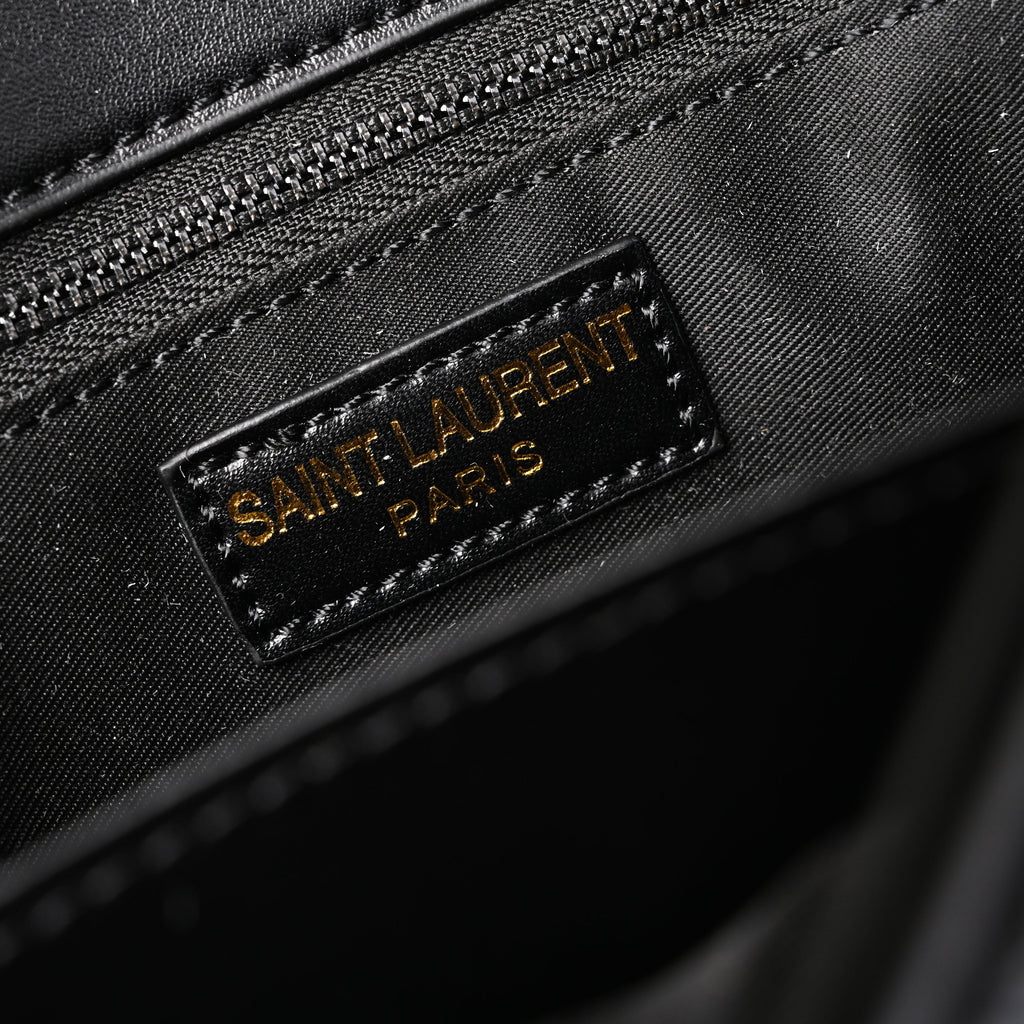 Saint Laurent Niki Medium Black Crinkled Leather Shoulder Bag product image 3, provided for visual reference and product
