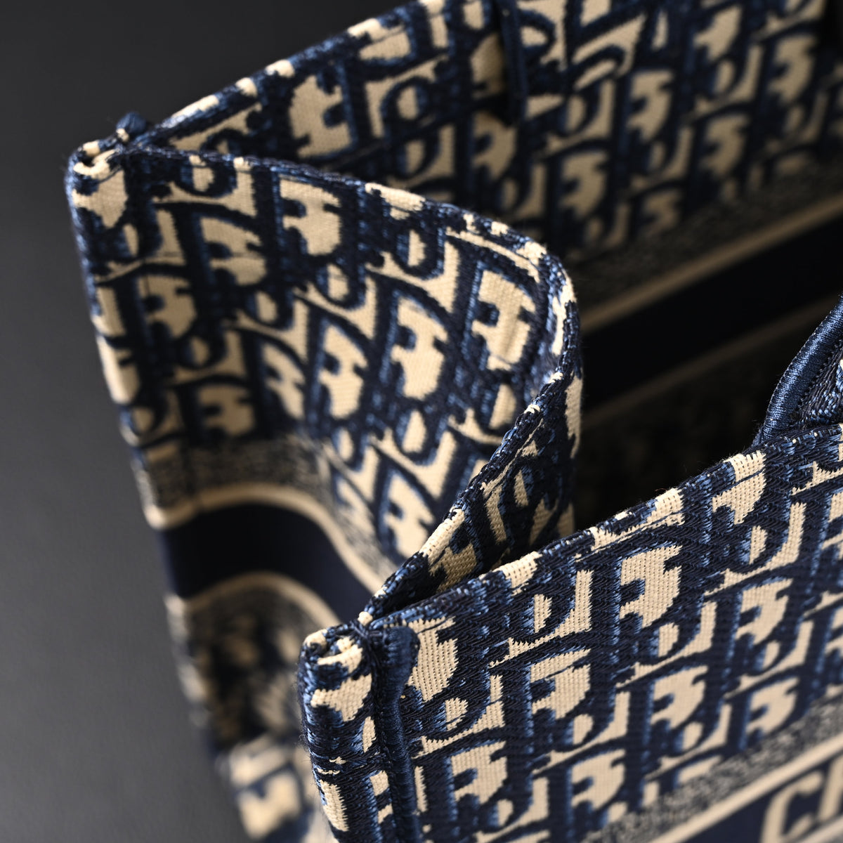 Christian Dior Large Book Tote – Blue Oblique Embroidery - Blue with Beige Contrast product image 11, provided for visual