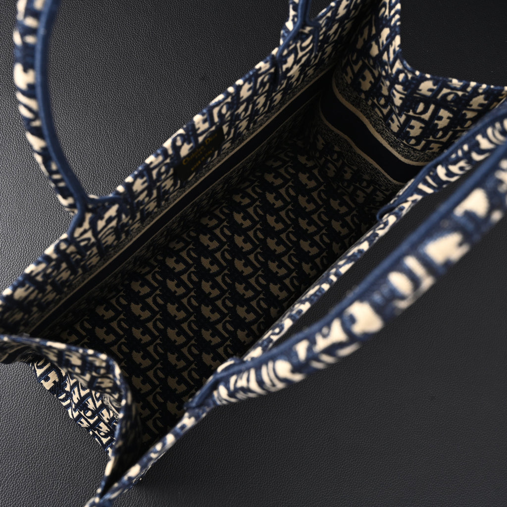 Christian Dior Large Book Tote – Blue Oblique Embroidery - Blue with Beige Contrast product image 14, provided for visual
