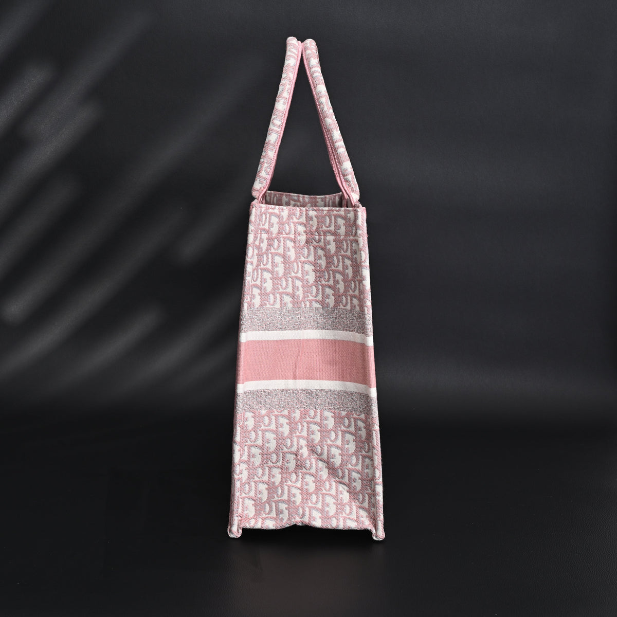 Christian Dior Large Book Tote – Pink Oblique Embroidery product image 3, provided for visual reference and product detail