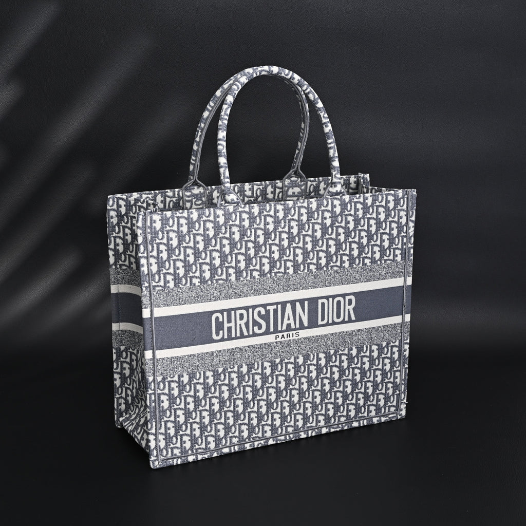 Christian Dior Large Book Tote – Grey Oblique Embroidery product image 15, provided for visual reference and product detail