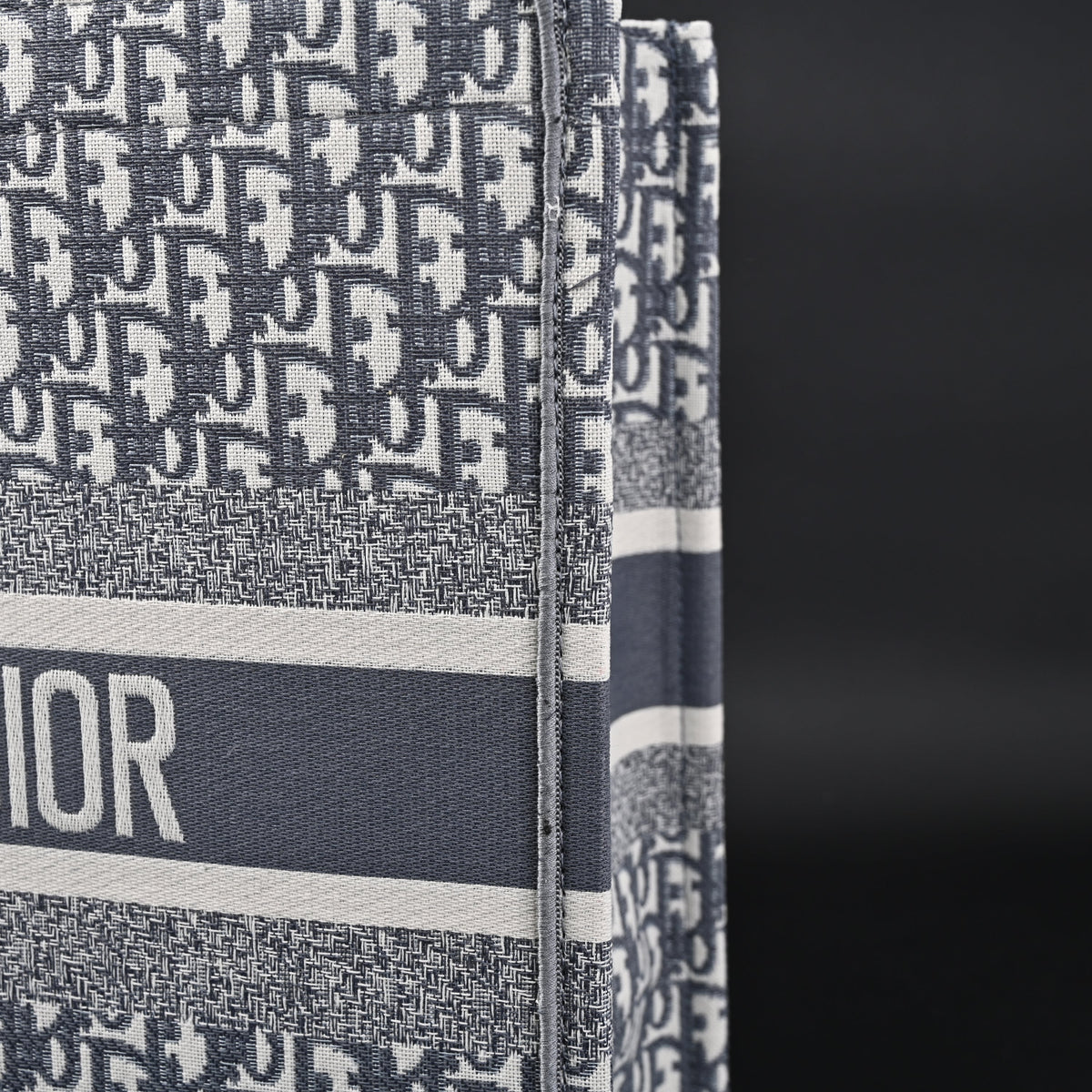 Christian Dior Large Book Tote – Grey Oblique Embroidery product image 6, provided for visual reference and product detail