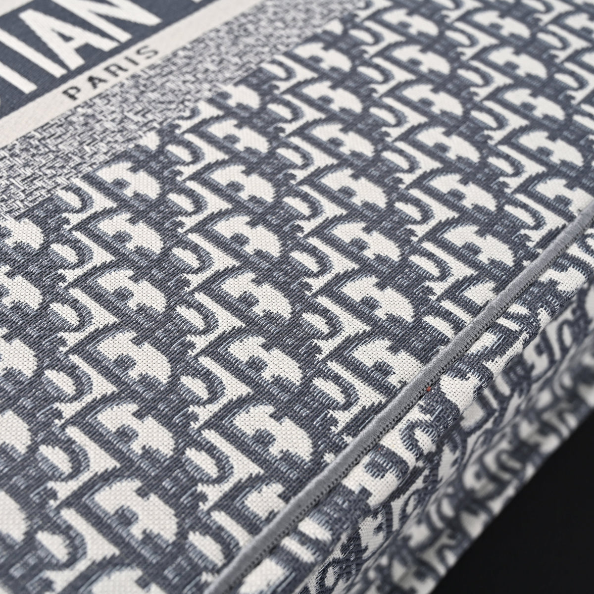 Christian Dior Large Book Tote – Grey Oblique Embroidery product image 8, provided for visual reference and product detail