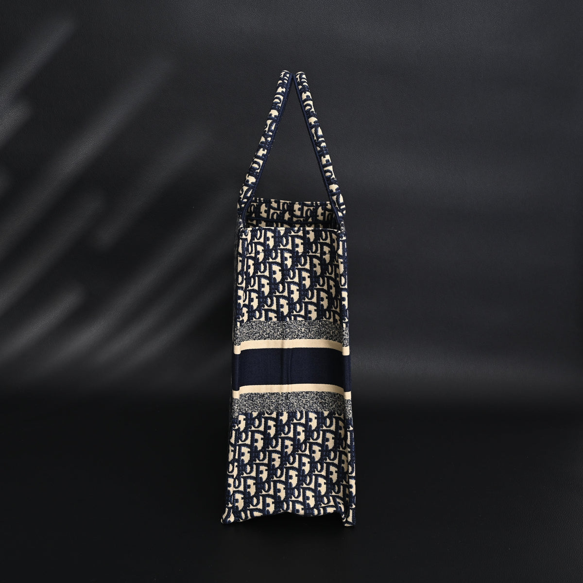 Christian Dior Large Book Tote – Blue Oblique Embroidery - Navy Blue product image 16, provided for visual reference and