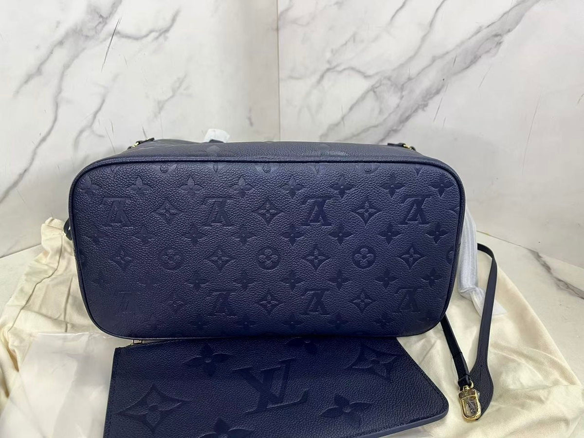 Louis Vuitton Neverfull MM Navy Blue Tote Bag product image 5, provided for visual reference and product detail review