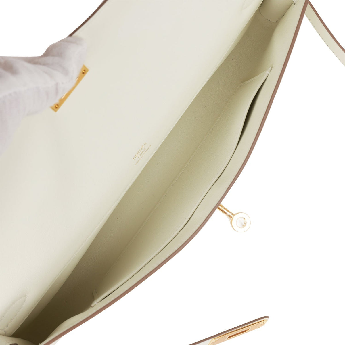 Hermès Kelly Cut Mushroom Swift Gold Hardware Clutch product image 5, provided for visual reference and product detail review