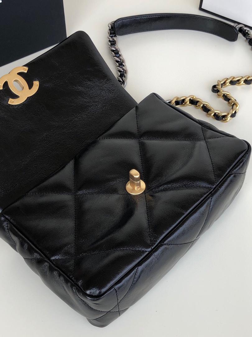 Chanel 19 Large Flap Bag Black product image 6, provided for visual reference and product detail review
